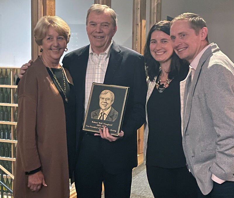 Robert “Bob” Hoaglund Inducted into Messenger’s Hall of Fame