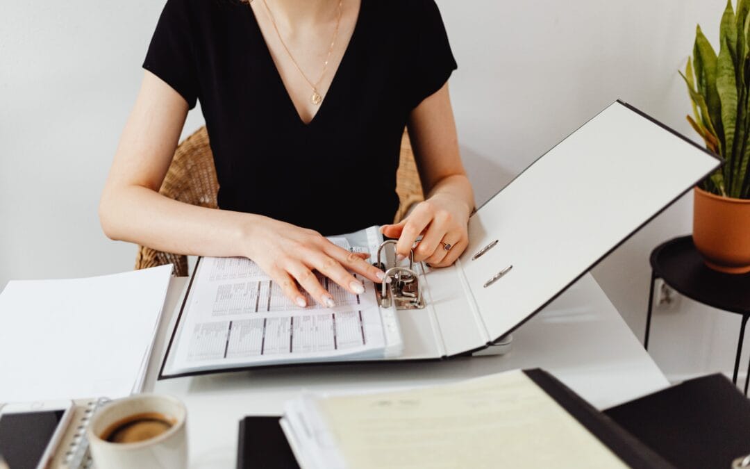 How to Create an End-of-Life Planning Binder to Help Your Family